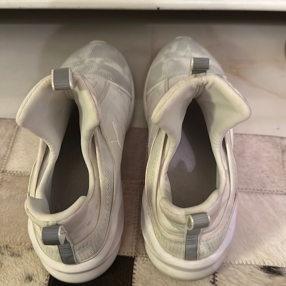 Puma Fierce Size 8.5 Womens - Picture 6 of 9